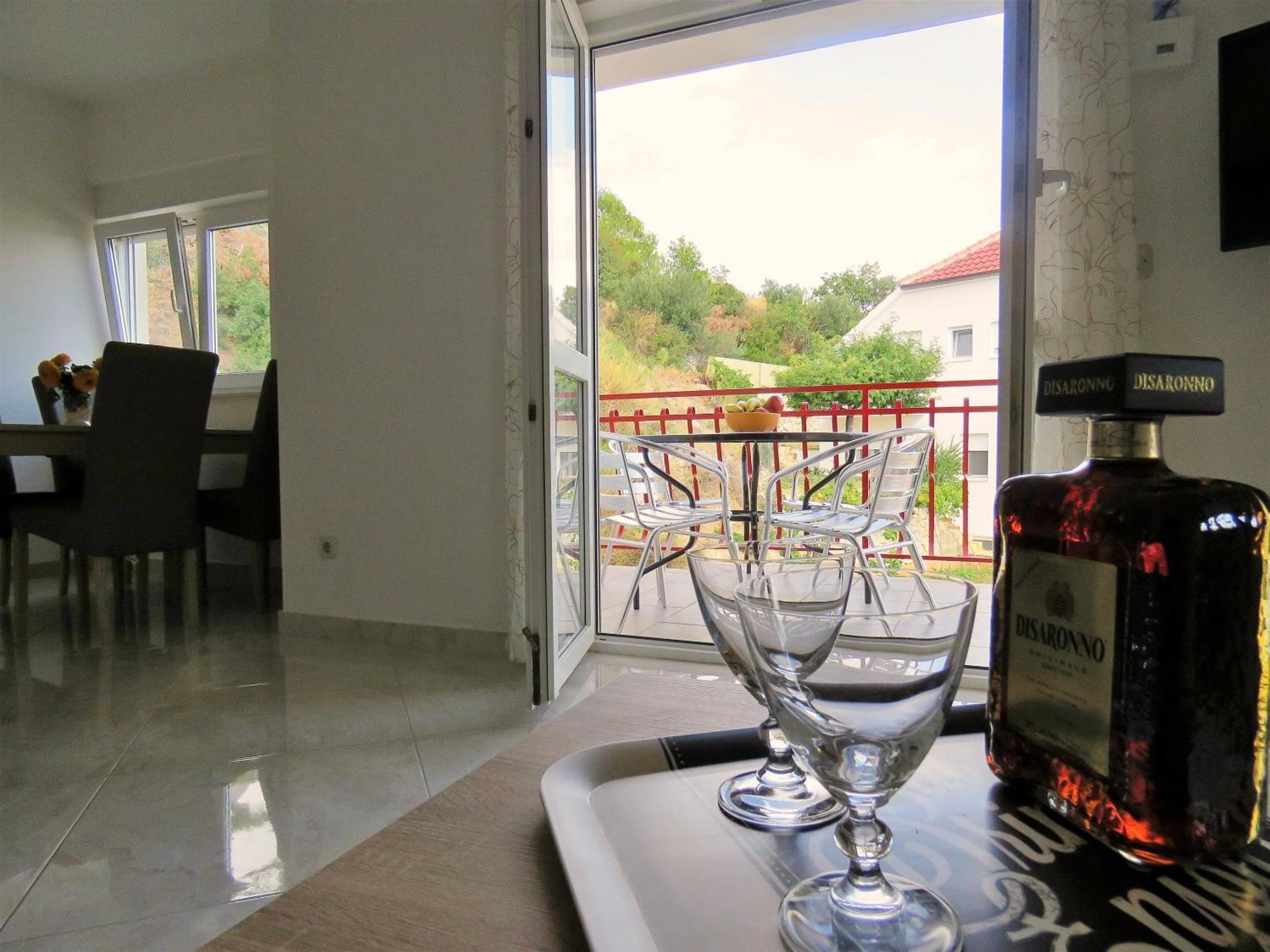 Apartments Zvone Omiš Quarto foto